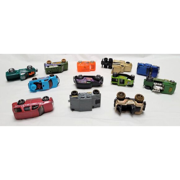 Lot of 12 Diecast Plastic Cars Trucks Hot Wheels Maisto Matchbox - Picture 5 of 6